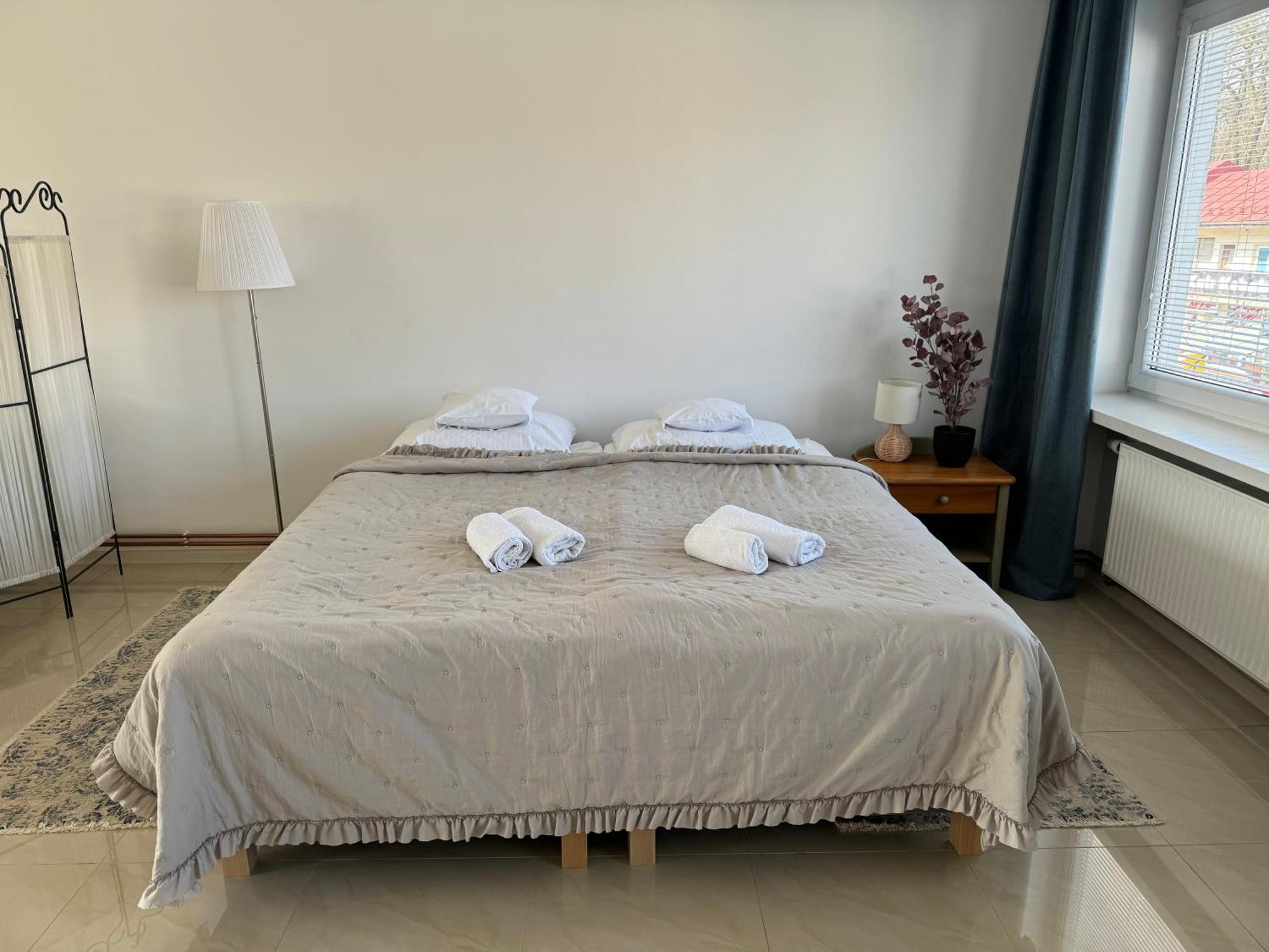 Apartamenty Cud Miod Krosno Exteriör bild